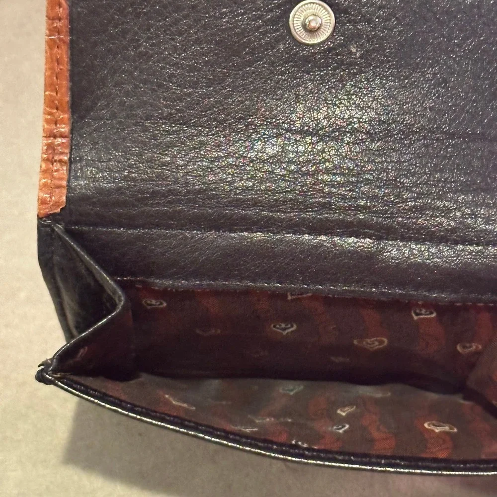 Brighton Black Brown Leather Croc Embossed Trifold Wallet‎ Silver Heart Filigree
